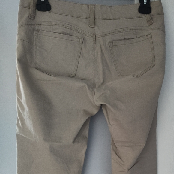 Skinny Jeans - Picture 2 of 3